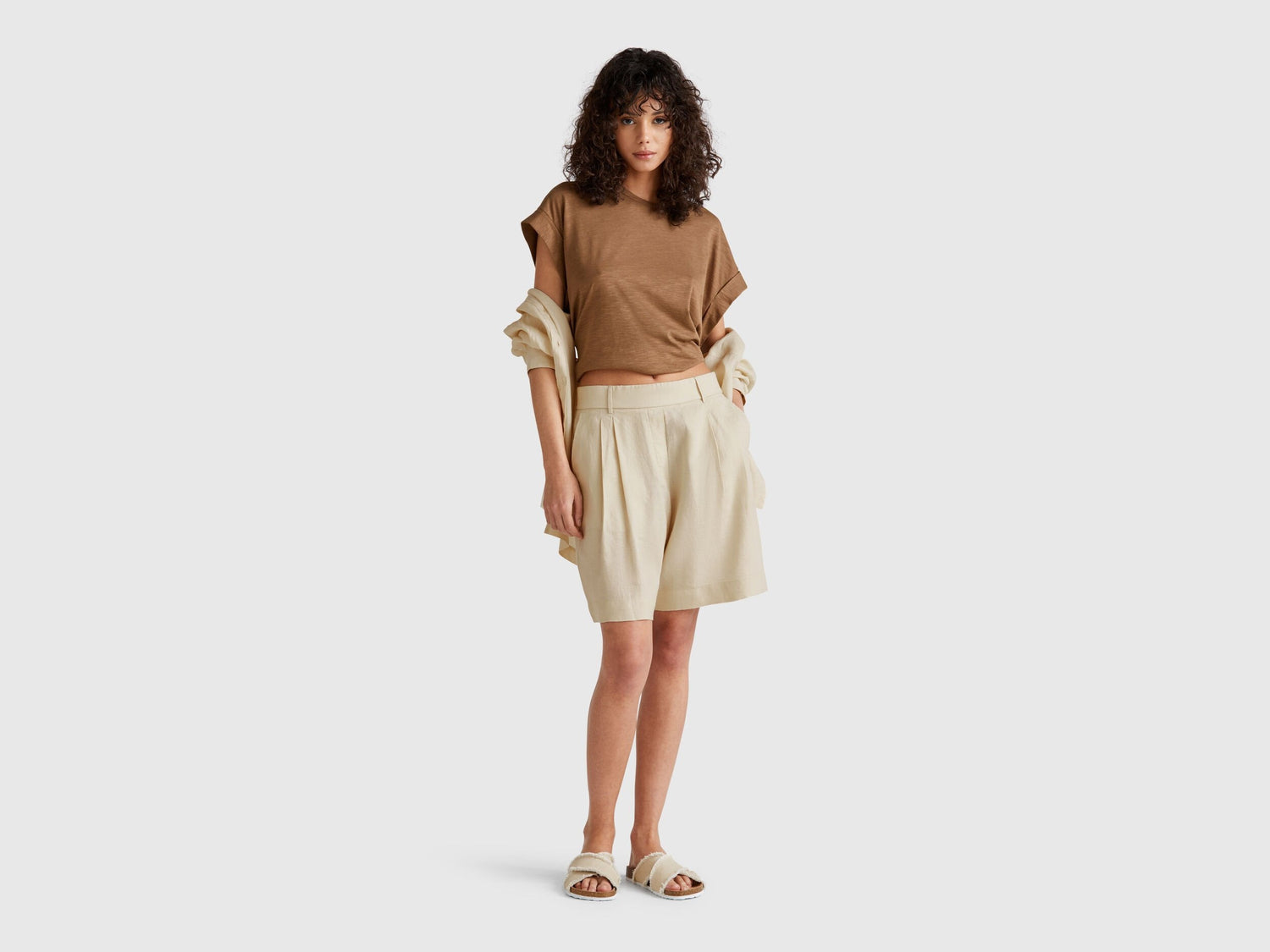 Benetton_100% Linen Bermudas_4AGHD901V_152_01