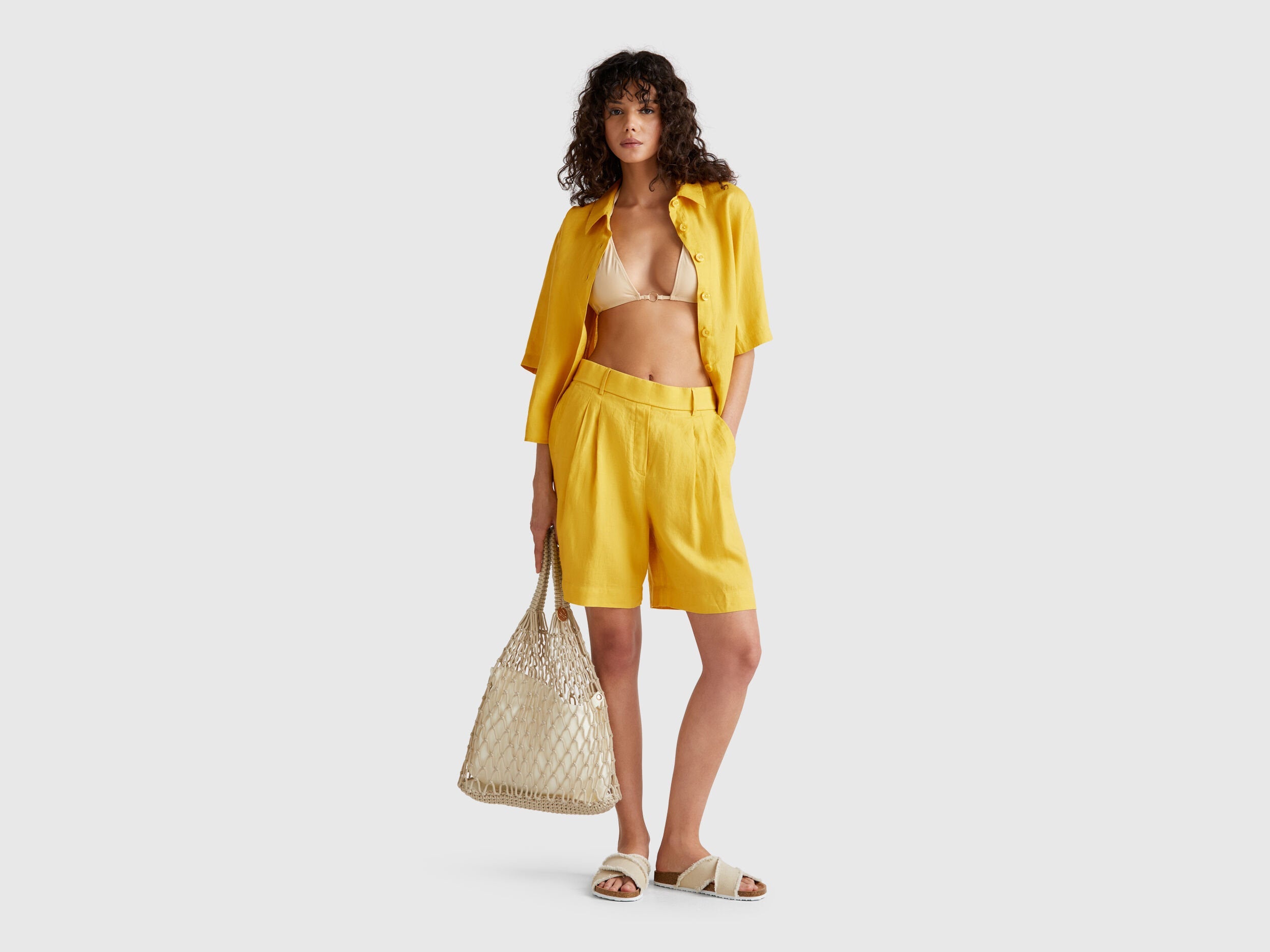 Benetton_100% Linen Bermudas_4AGHD901V_36H_01