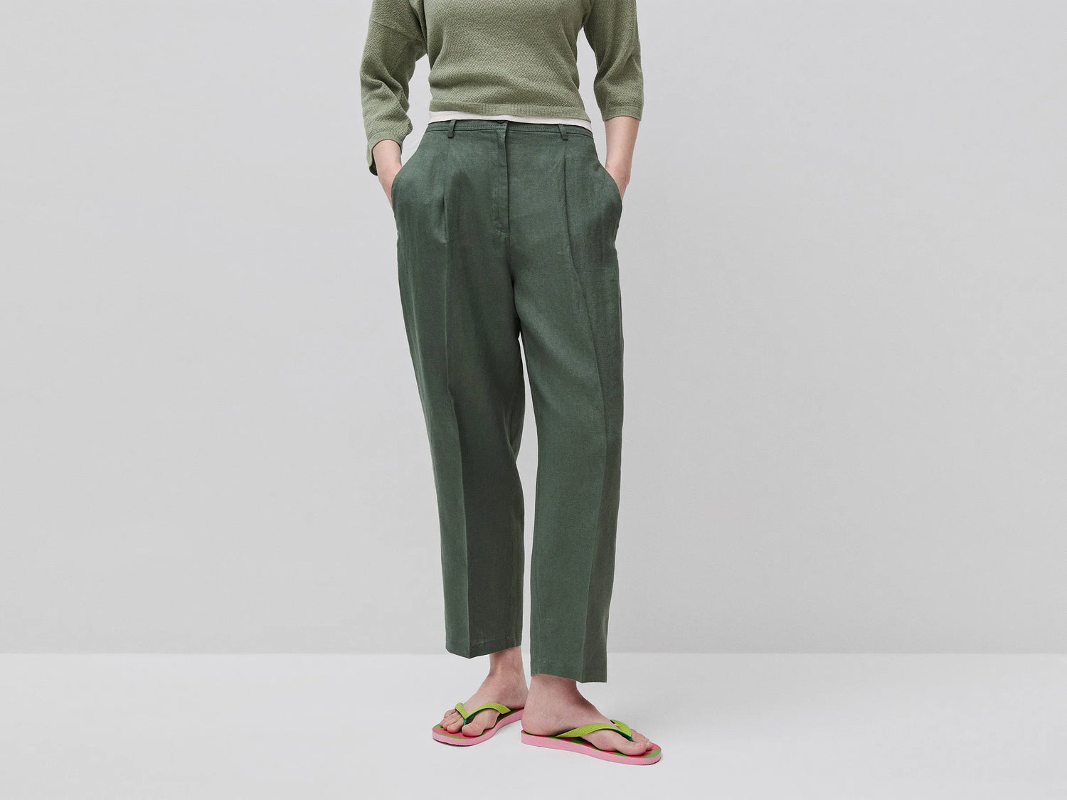 Benetton Green Women 100% Linen Straight Trousers SKU: 4AGHDF0AY_20W Image 02