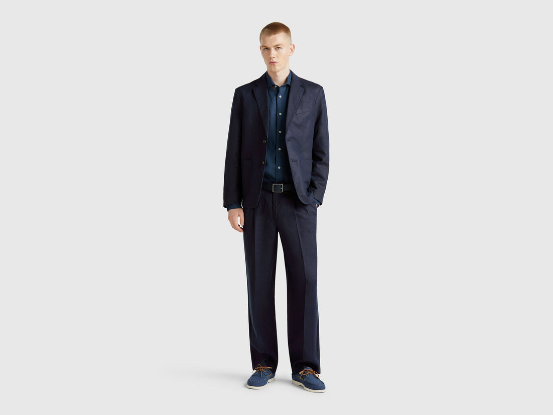 Benetton_Wide Chinos in Pure Linen_4AGHUF05A_016_01