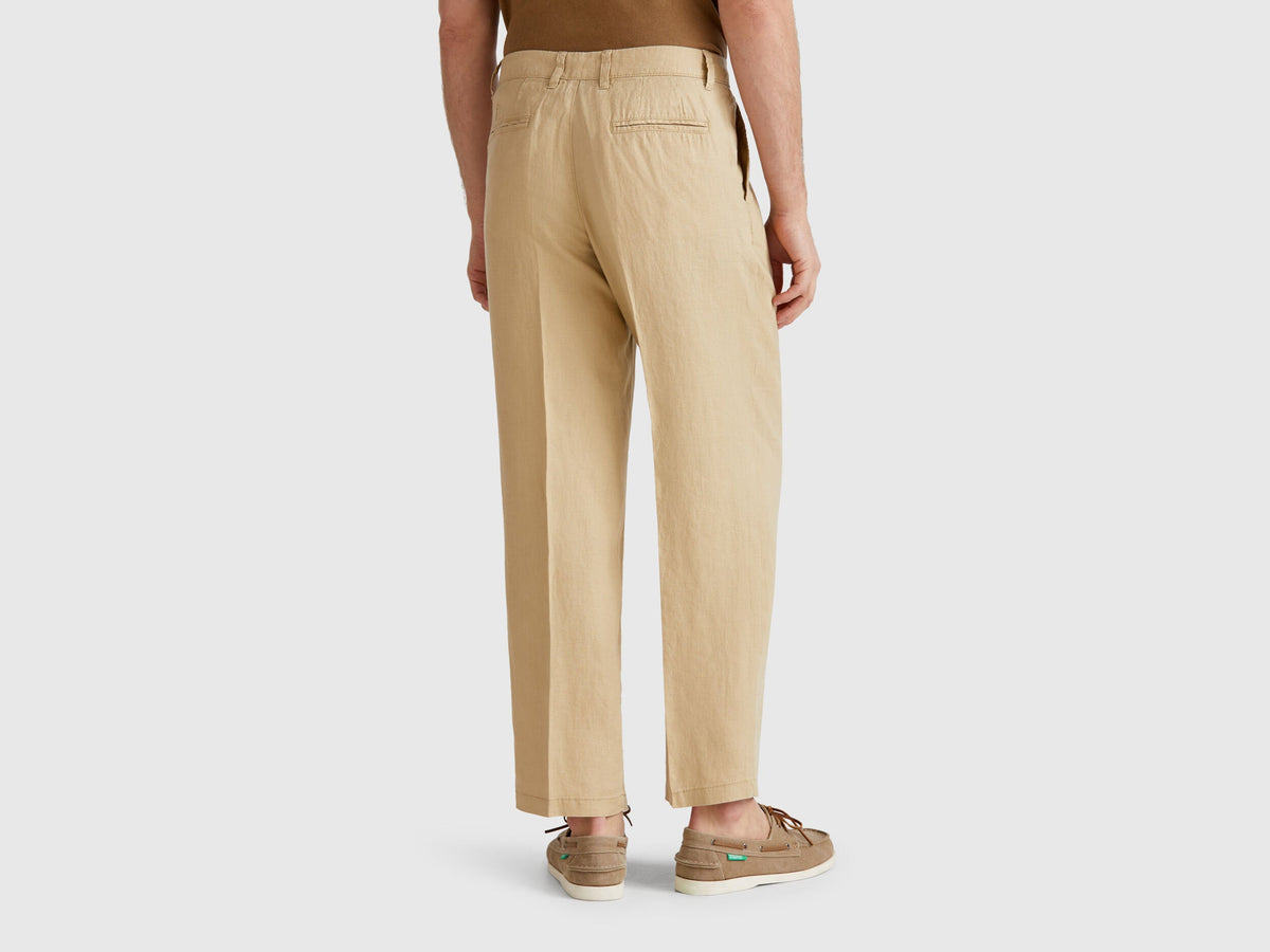 Benetton_Wide Chinos in Pure Linen_4AGHUF05A_393_03