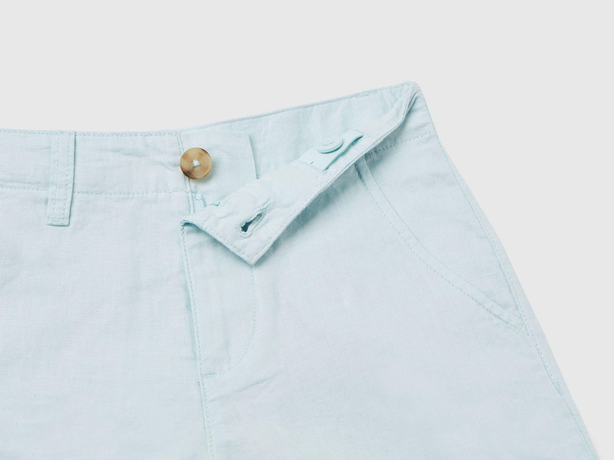 Chino Bermudas In Pure Linen_4BE7C901E_0W6_03