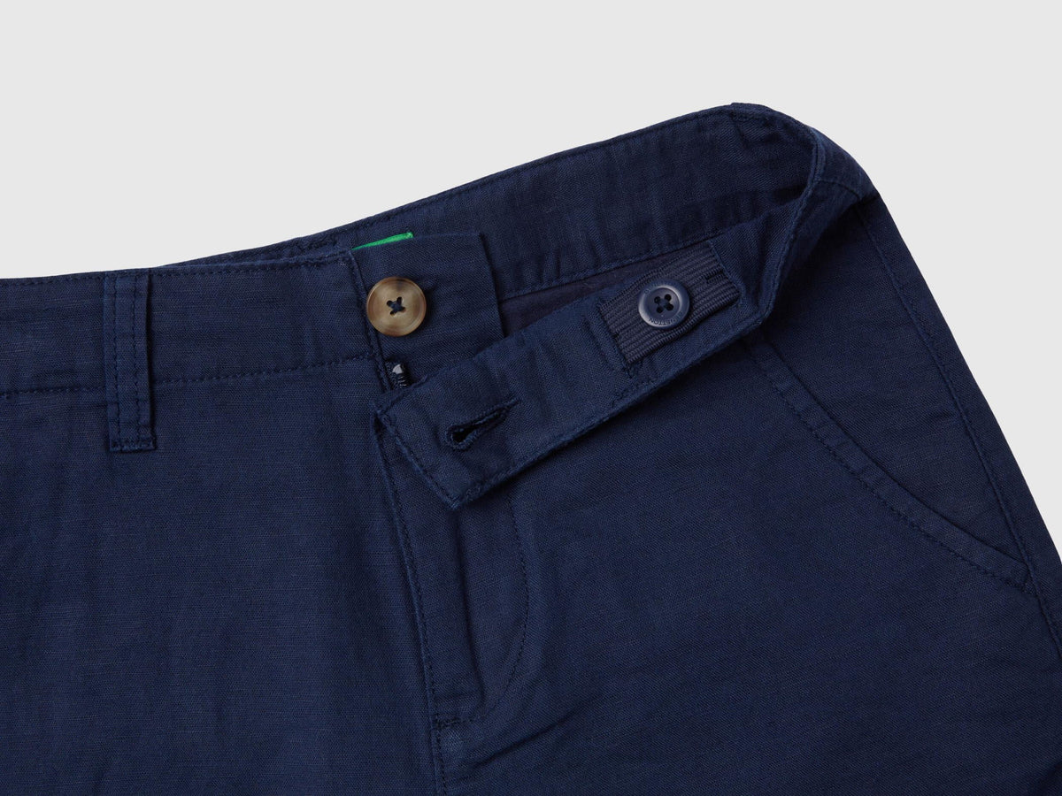 Chino Bermudas In Pure Linen_4BE7C901E_252_03