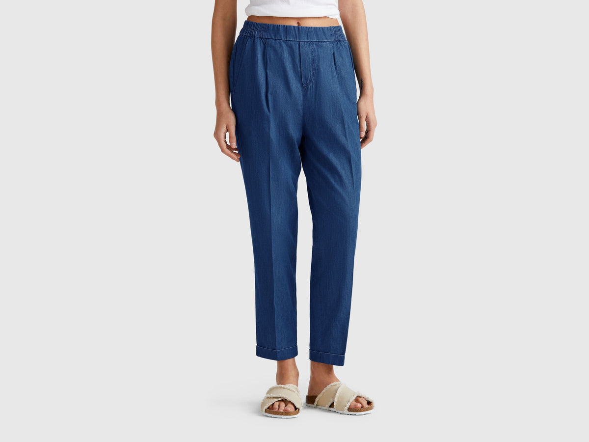 Benetton_Trousers in Chambray_4DHJDF079_901_02