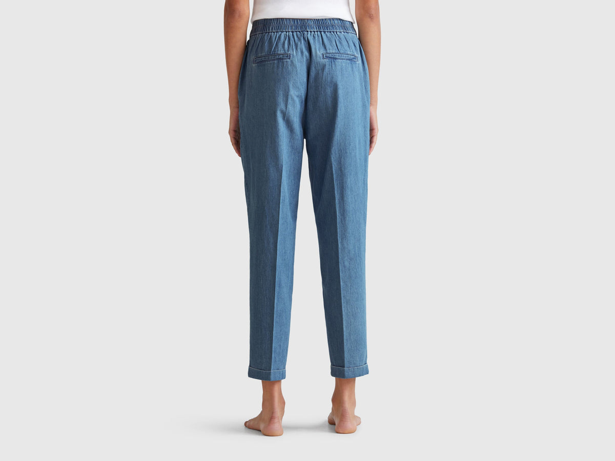 Benetton_Trousers in Chambray_4DHJDF079_902_03