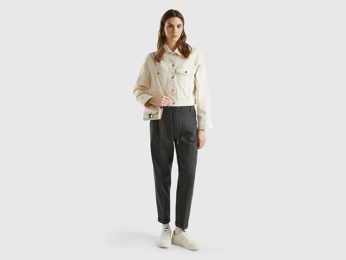 Benetton_Gray_Yarn Dyed Trousers with Drawstring_4DI4DF00J_907_01