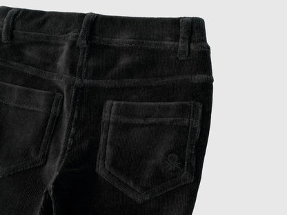 Benetton_Black_Ribbed Chenille Trousers_4DZBGE00L_100_03