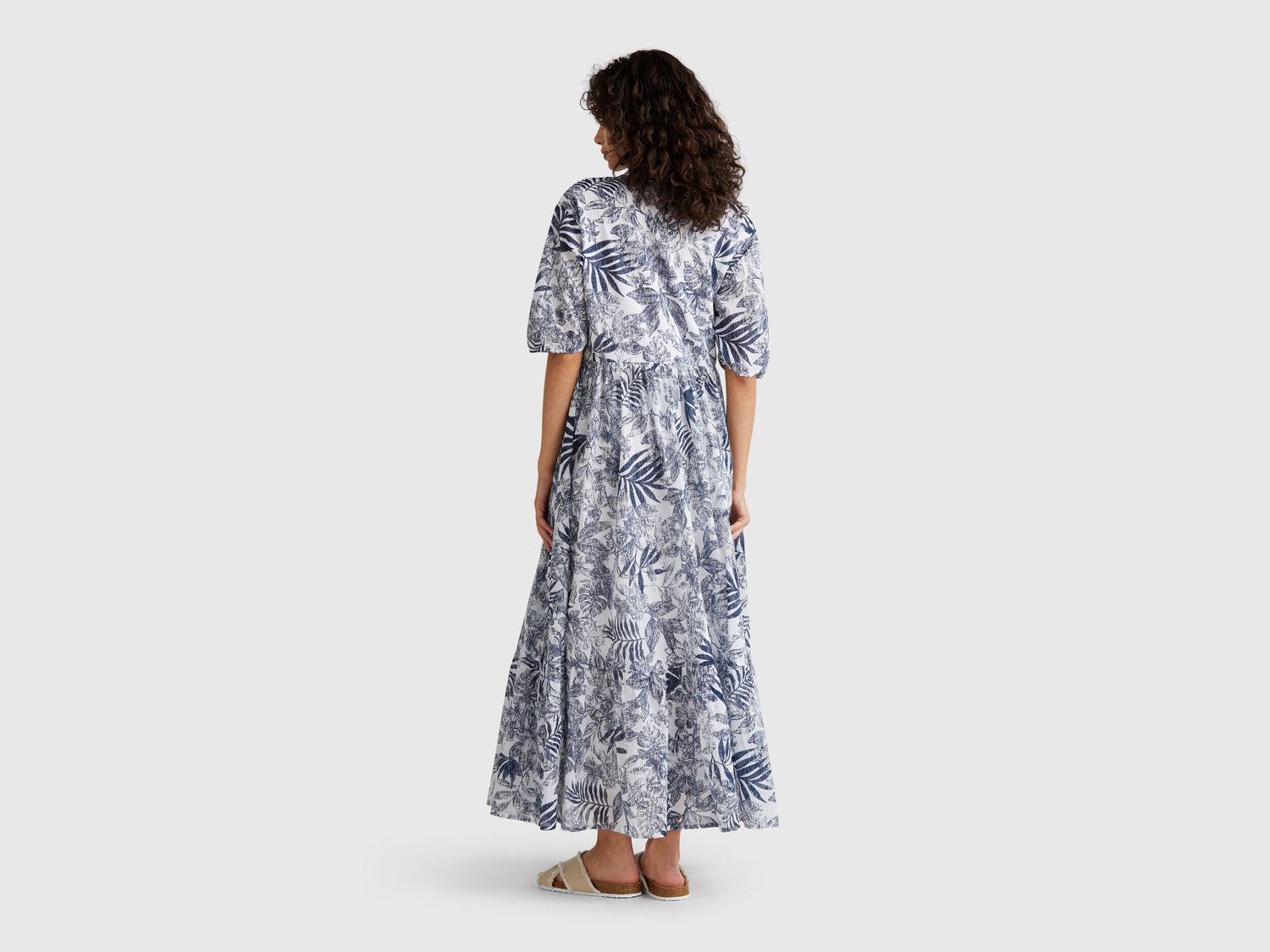 Benetton_Dress with Tropical Print_4ENDDV0BT_71T_02