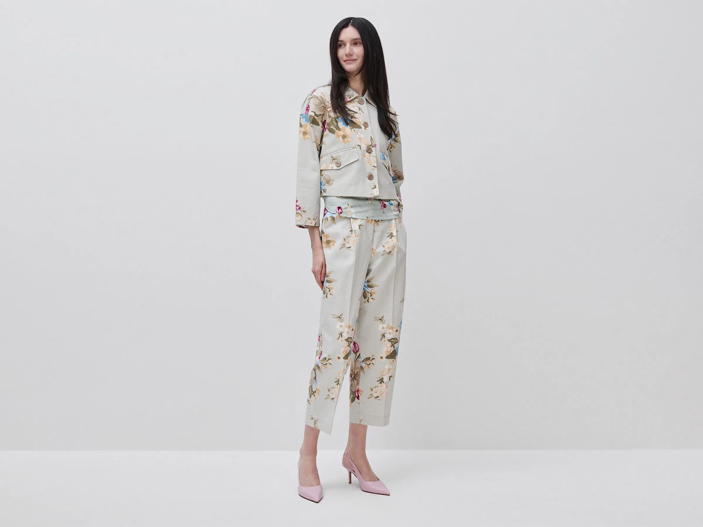 Benetton Light Green Women Floral Trousers SKU: 4H3UDF0BB_67F Image 03