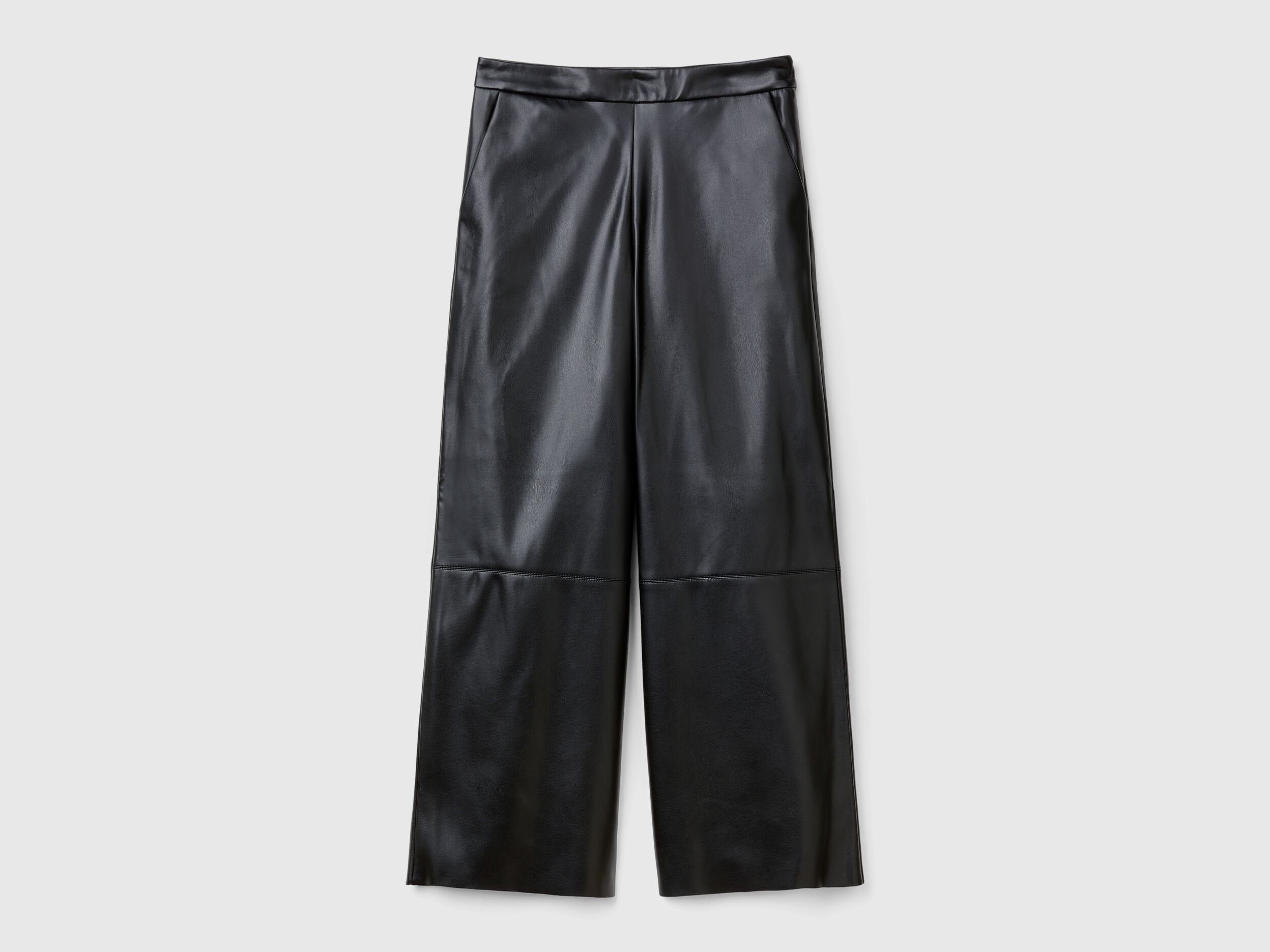 Trousers in Imitation Leather Fabric_4IVRDF084_100_04