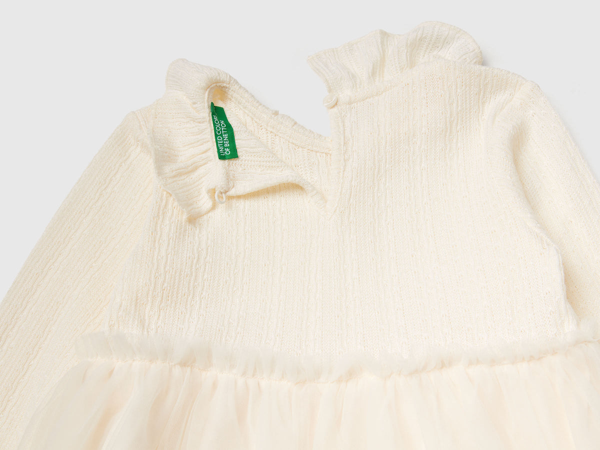 Benetton_Creamy White_Dress with Tulle Collar_4JACGV02J_0R2_03