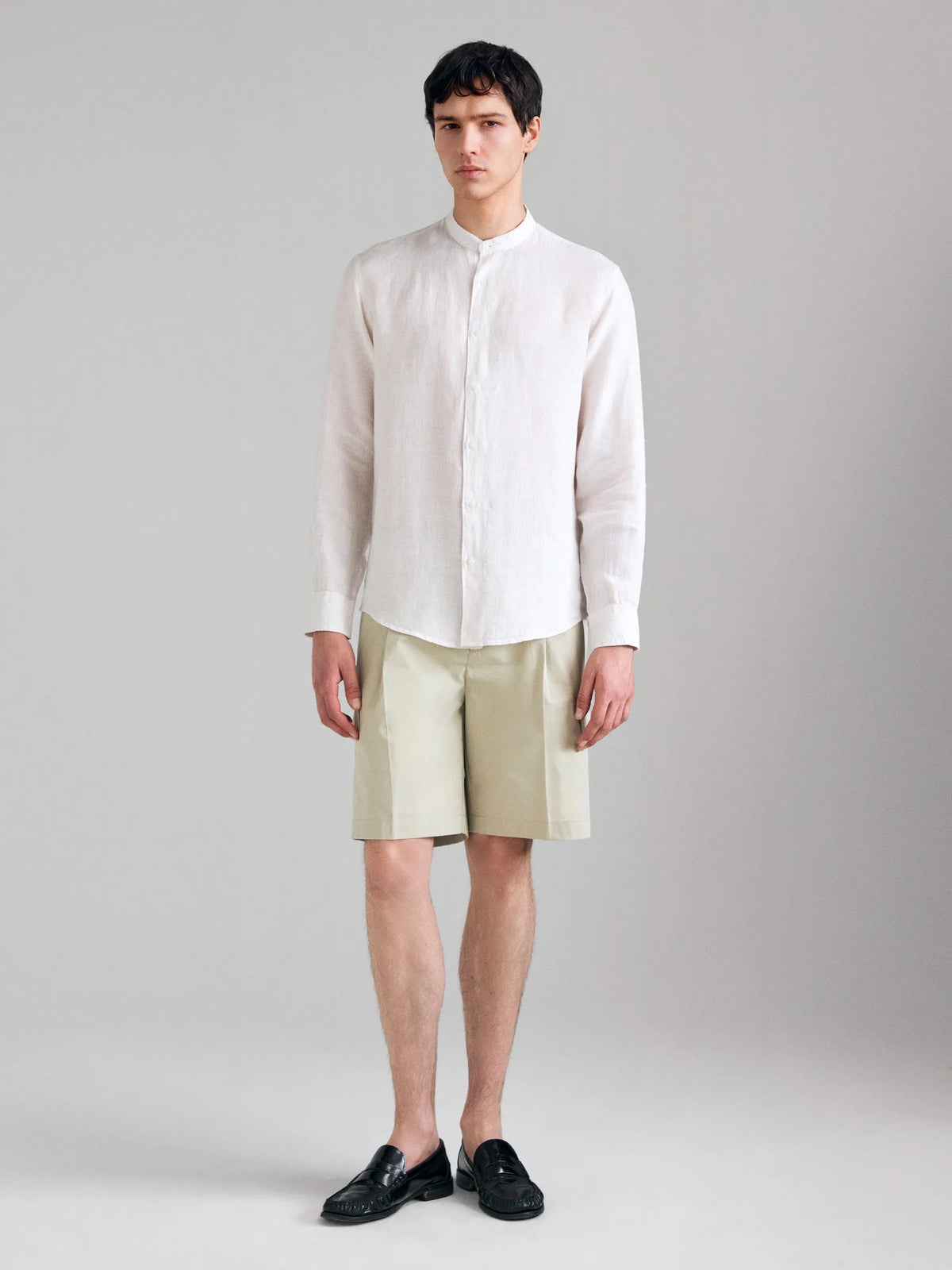 Sisley Beige Men Bermuda Shorts with Pockets SKU: 4KUES901F_1A3 Image 01
