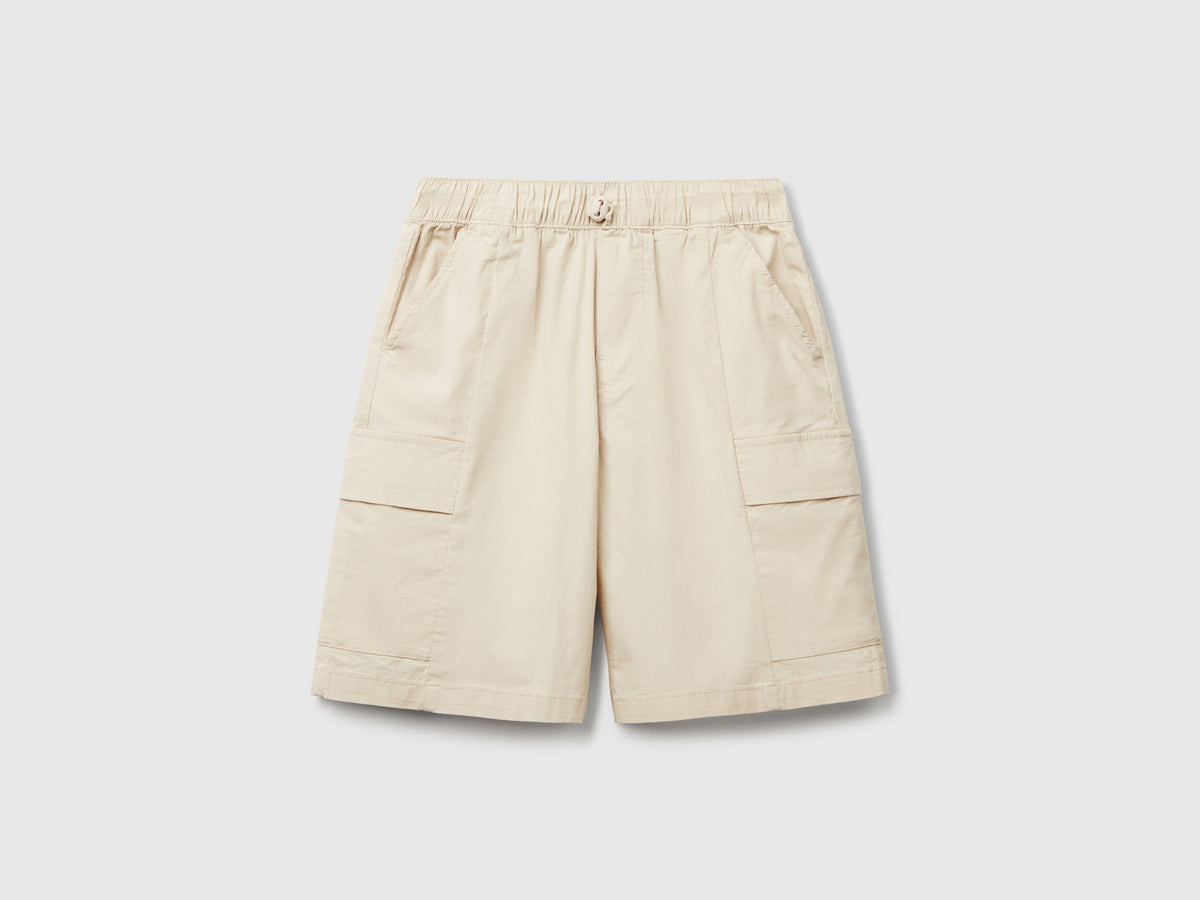 Benetton_Parachute Bermudas in Stretch Cotton_4L2VC9046_152_01