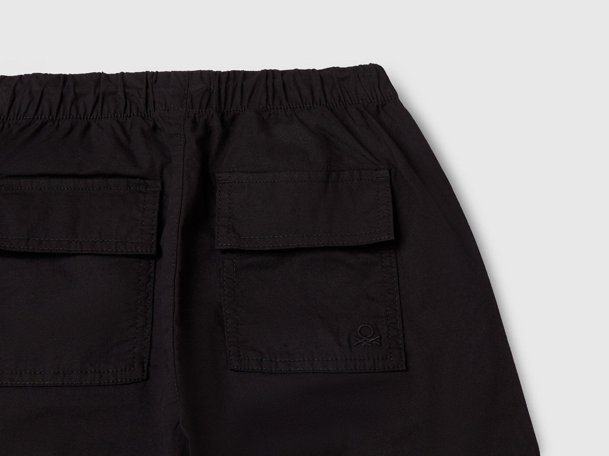 Benetton_Stretch Cotton Cargo Trousers_4L2VCF046_100_03