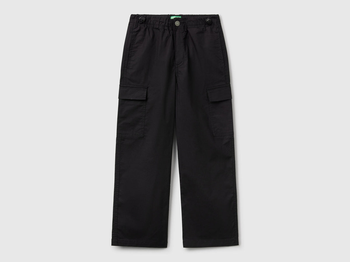Benetton_Parachute Trousers in Stretch Cotton_4L2VCF04I_100_01