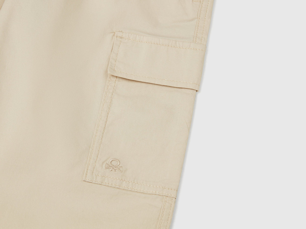 Benetton_Parachute Trousers in Stretch Cotton_4L2VCF04I_152_03