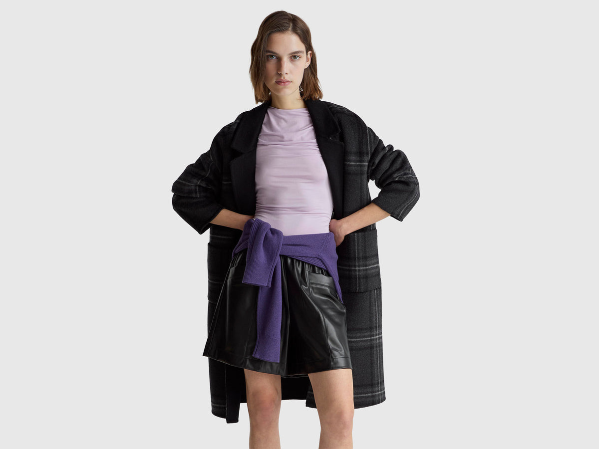 Benetton_Black_Bermudas in Imitation Leather_4M3CD9029_100_01