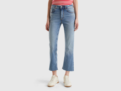 Benetton_Cropped Jeans in Recycled Cotton_4OTADE010_902_01