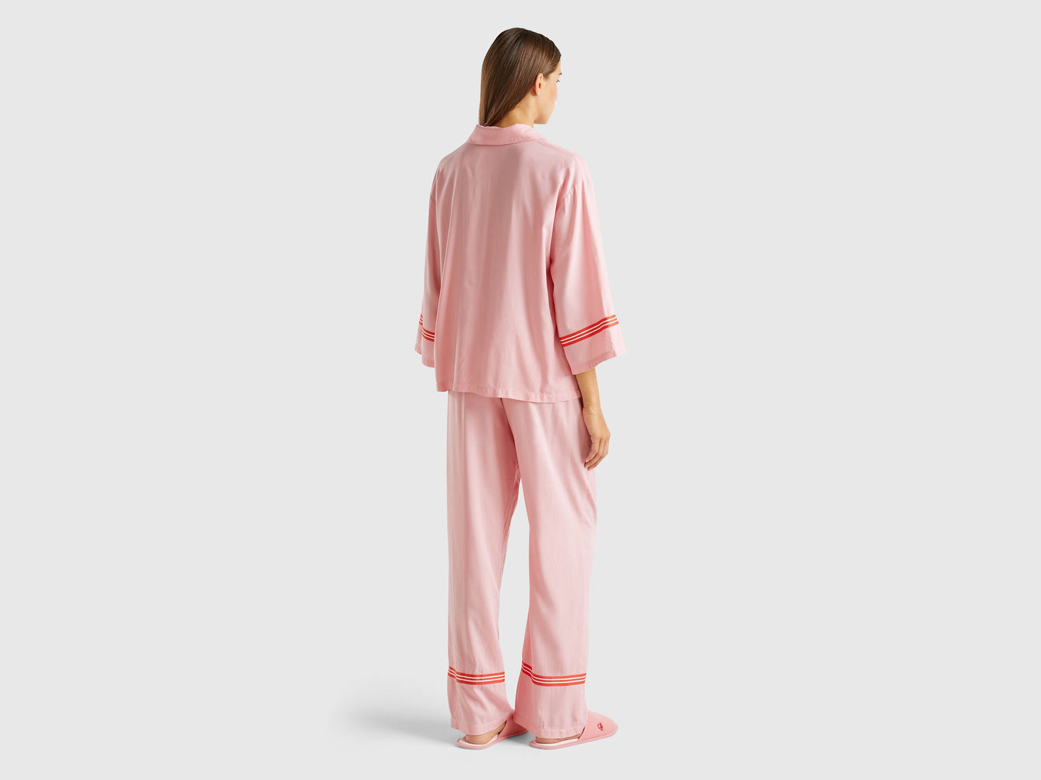 Pyjamas in Viscose_4Q1G3P00L_03Z_02