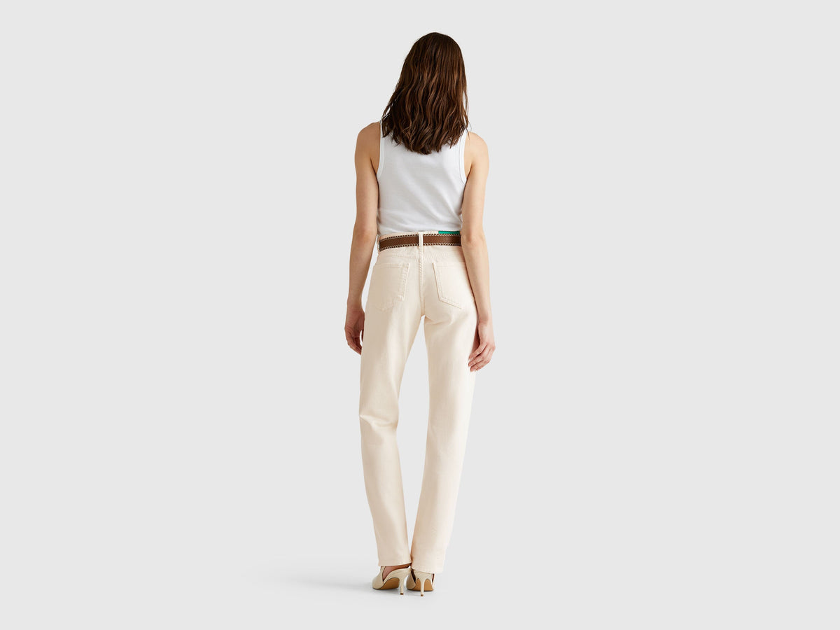 Benetton_Straight Leg Jeans_4RZVDE00J_0R2_03