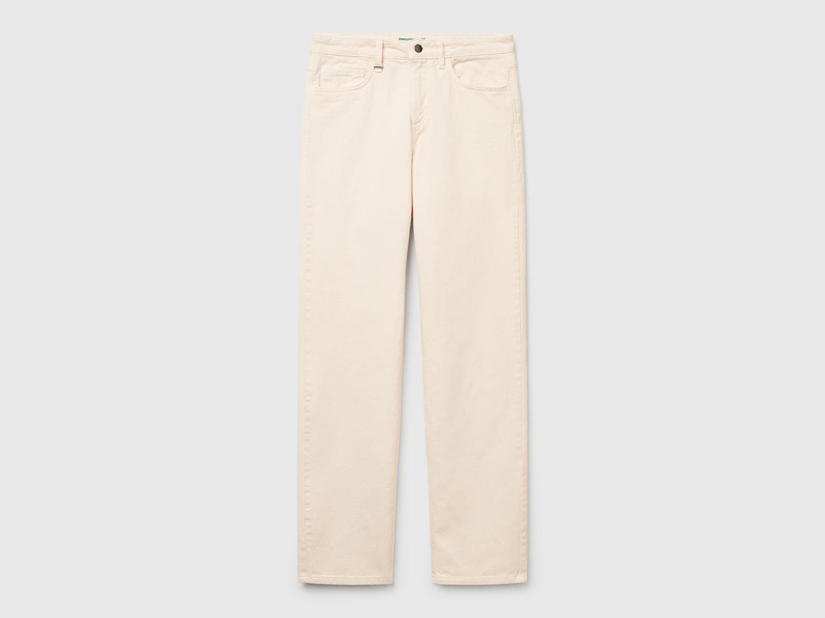 Benetton_Straight Leg Jeans_4RZVDE00J_0R2_04