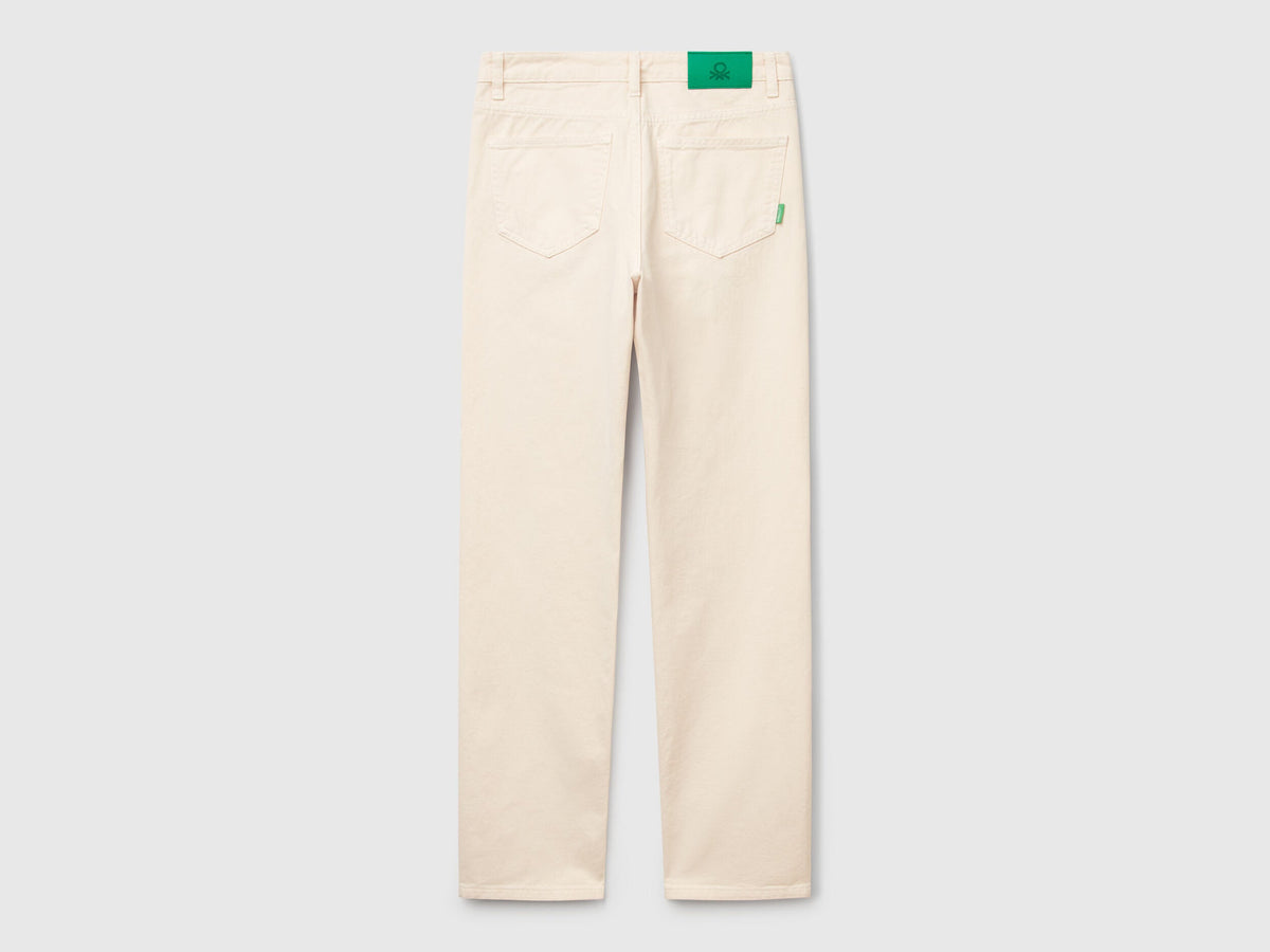 Benetton_Straight Leg Jeans_4RZVDE00J_0R2_05