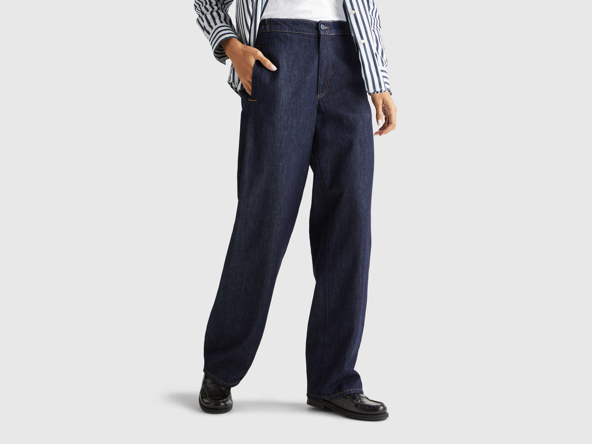 Benetton_Dark Blue_Straight Leg Jeans_4SAWDF08B_905_02
