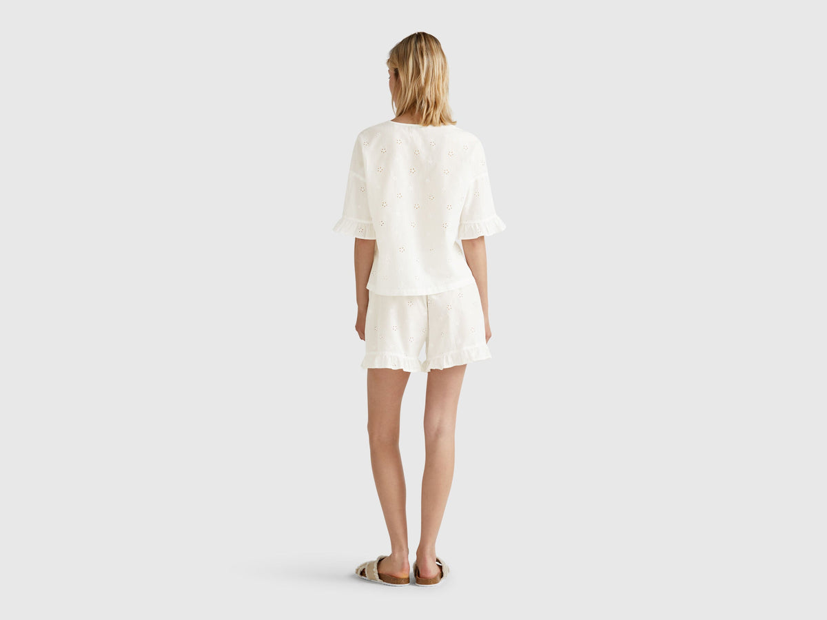 Benetton_Pyjamas with Embroidered Flowers_4SHX3P03X_76W_02