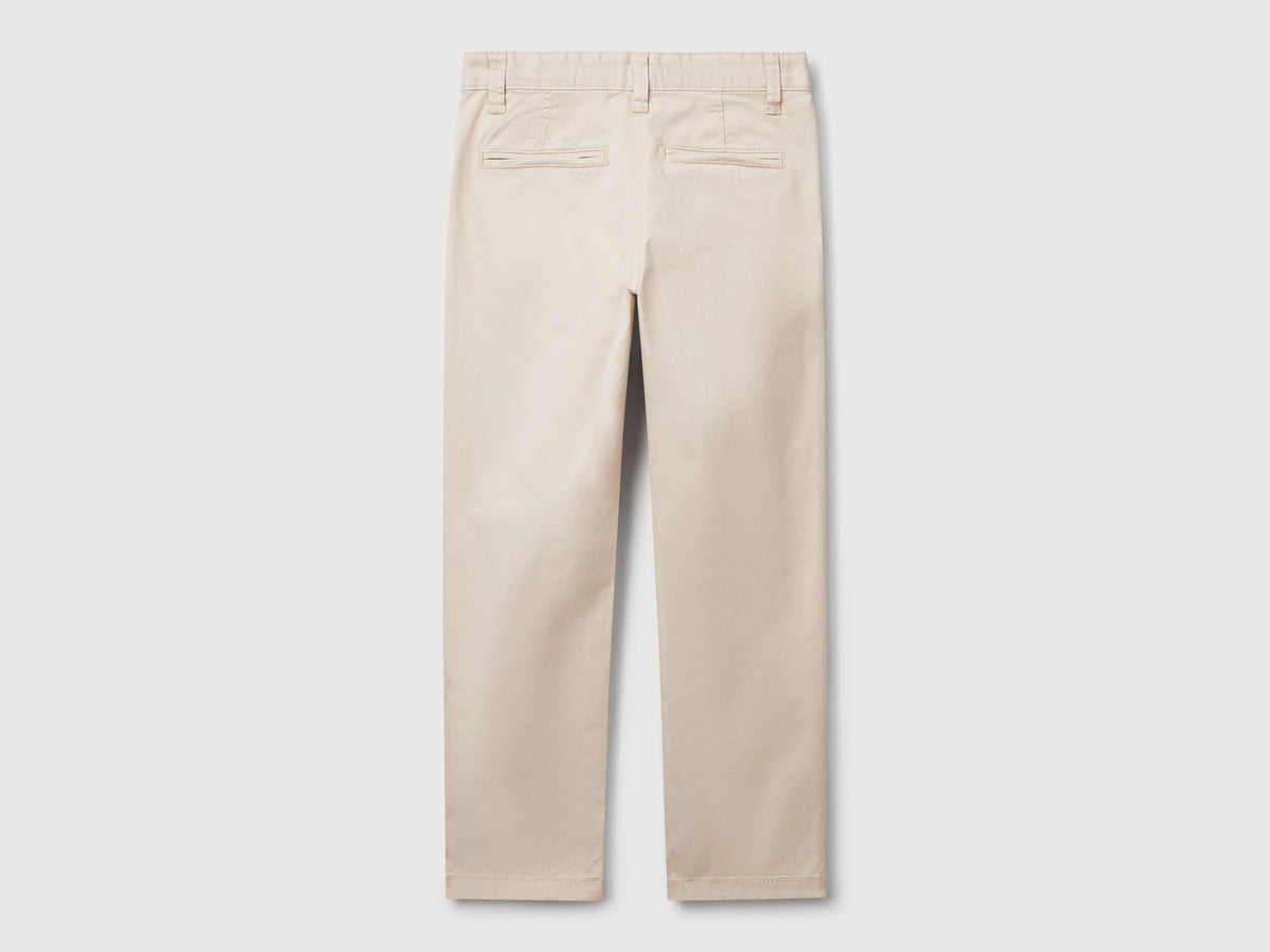 Benetton_Slim Fit Chinos in Stretch Cotton_4T48CF011_152_02