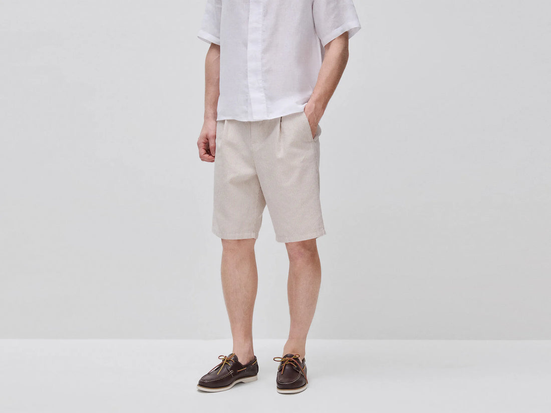 Benetton Creamy White Men Regular Fit Bermuda Shorts in Linen Blend SKU: 4YQSU901I_906 Image 02