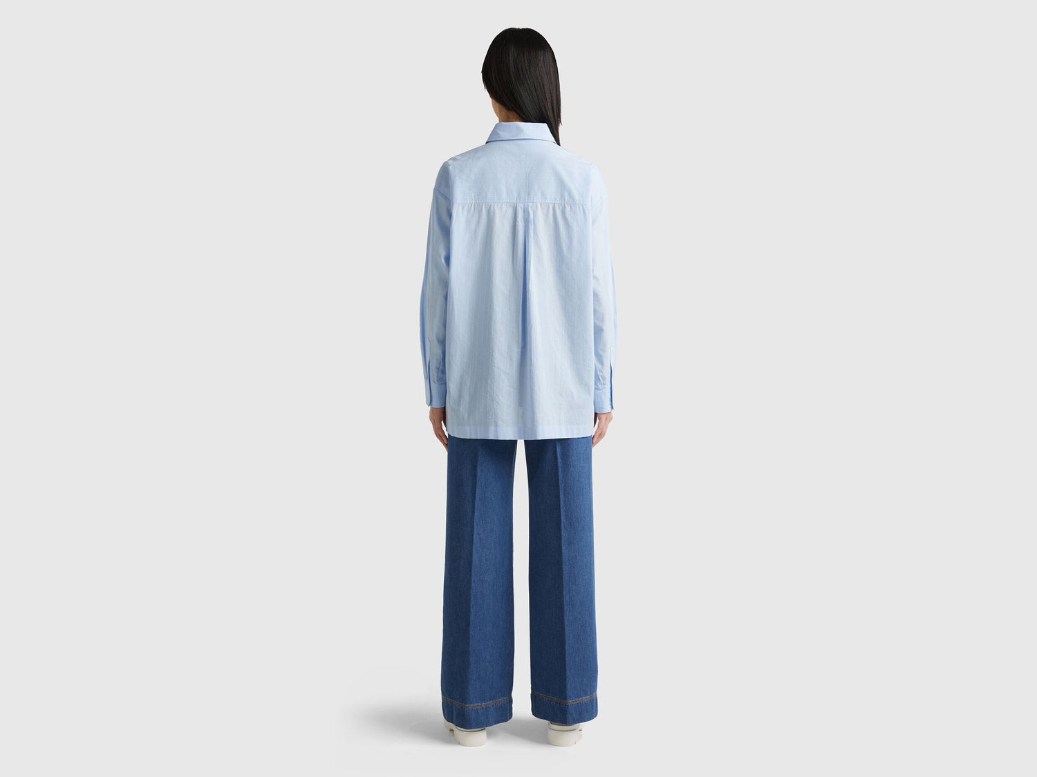 Lightweight Oversized Shirt With Slits_55HYDQ070_2K3_02