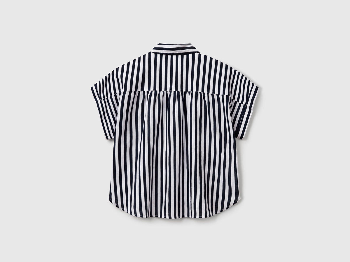 Benetton_Comfort Fit Striped Shirt_58I5DQ08M_77Z_04