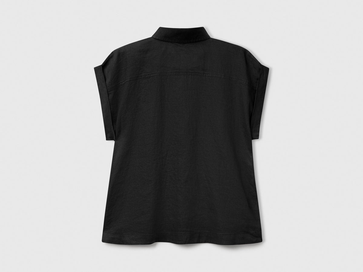 Benetton_Regular Fit Shirt in Pure Linen_5BMLDQ06V_100_04