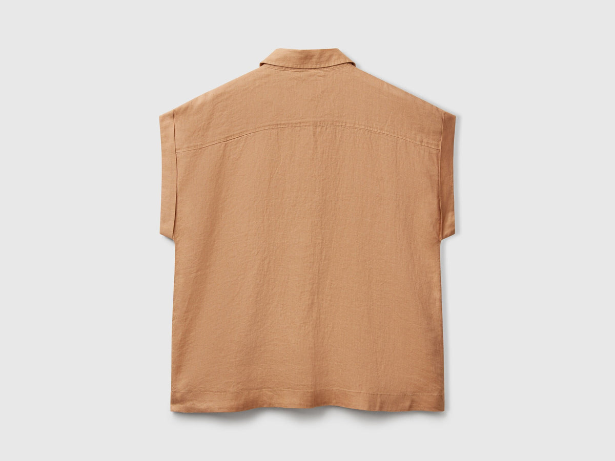 Benetton_Regular Fit Shirt in Pure Linen_5BMLDQ06V_193_05