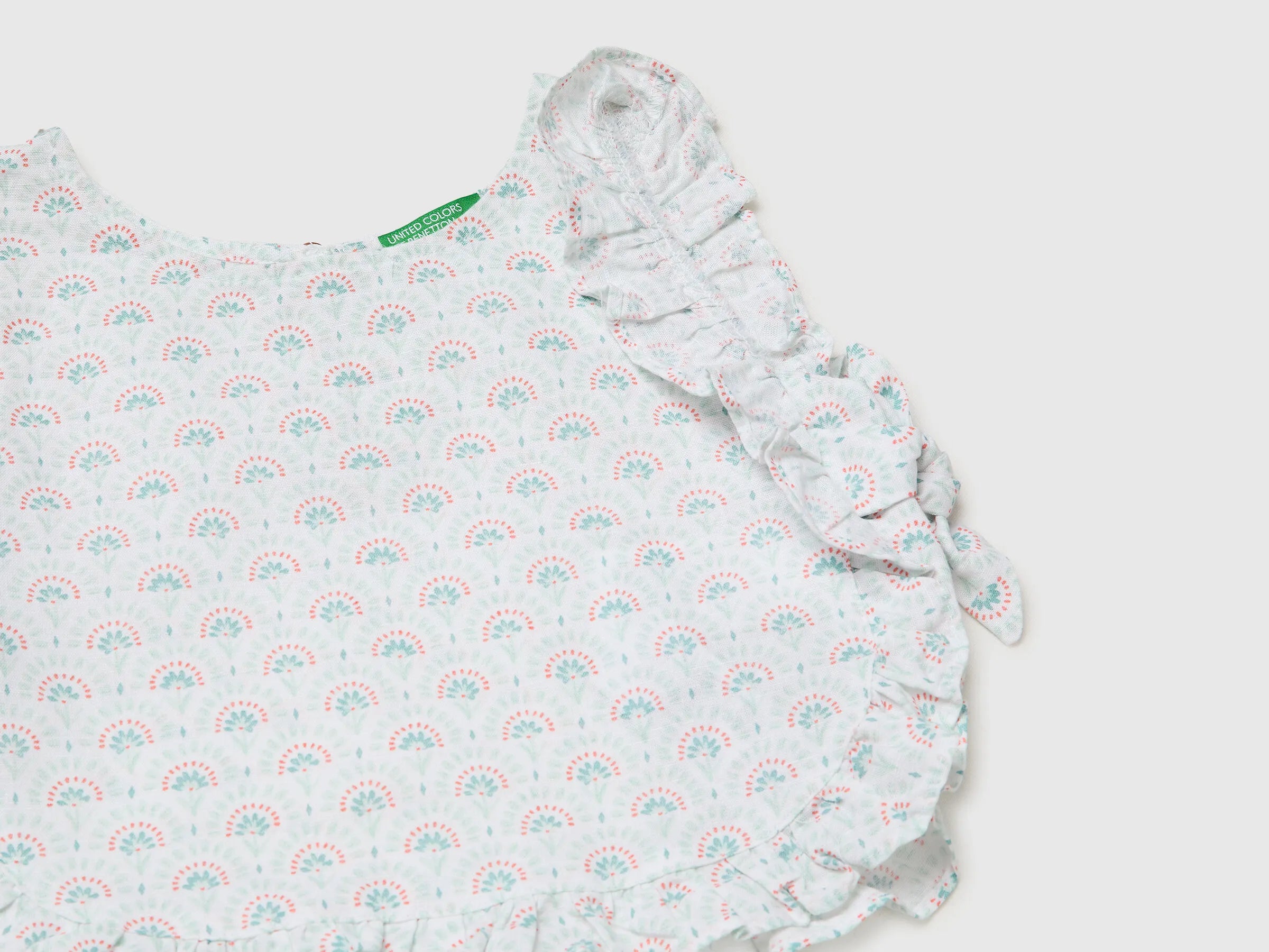 Benetton Aqua Girls Floral Blouse in Linen Blend SKU: 5NVDGQ035_68A Image 03