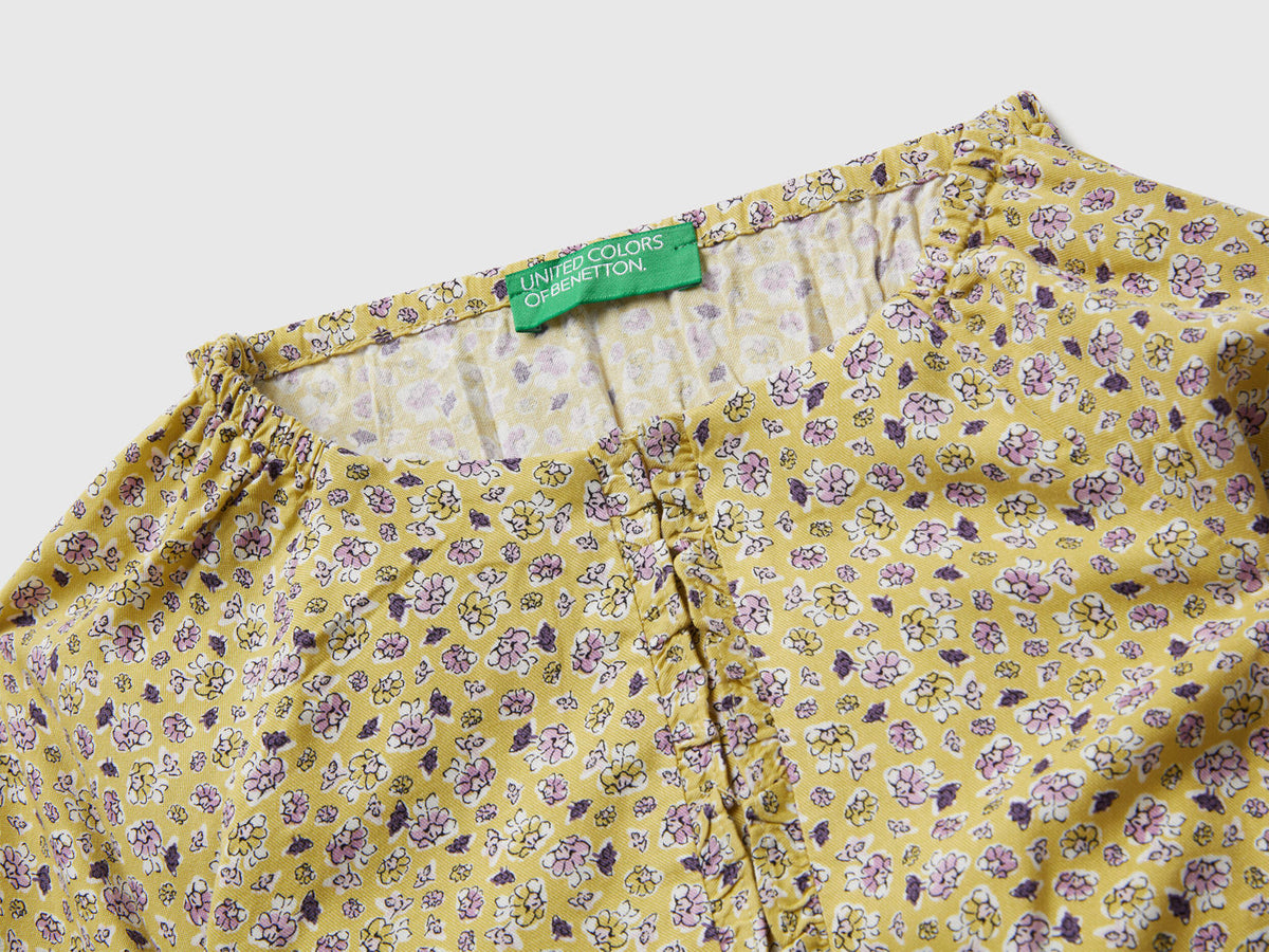 Benetton_Light Green_Flowy Flowery Blouse_5T2ECQ04H_66R_03