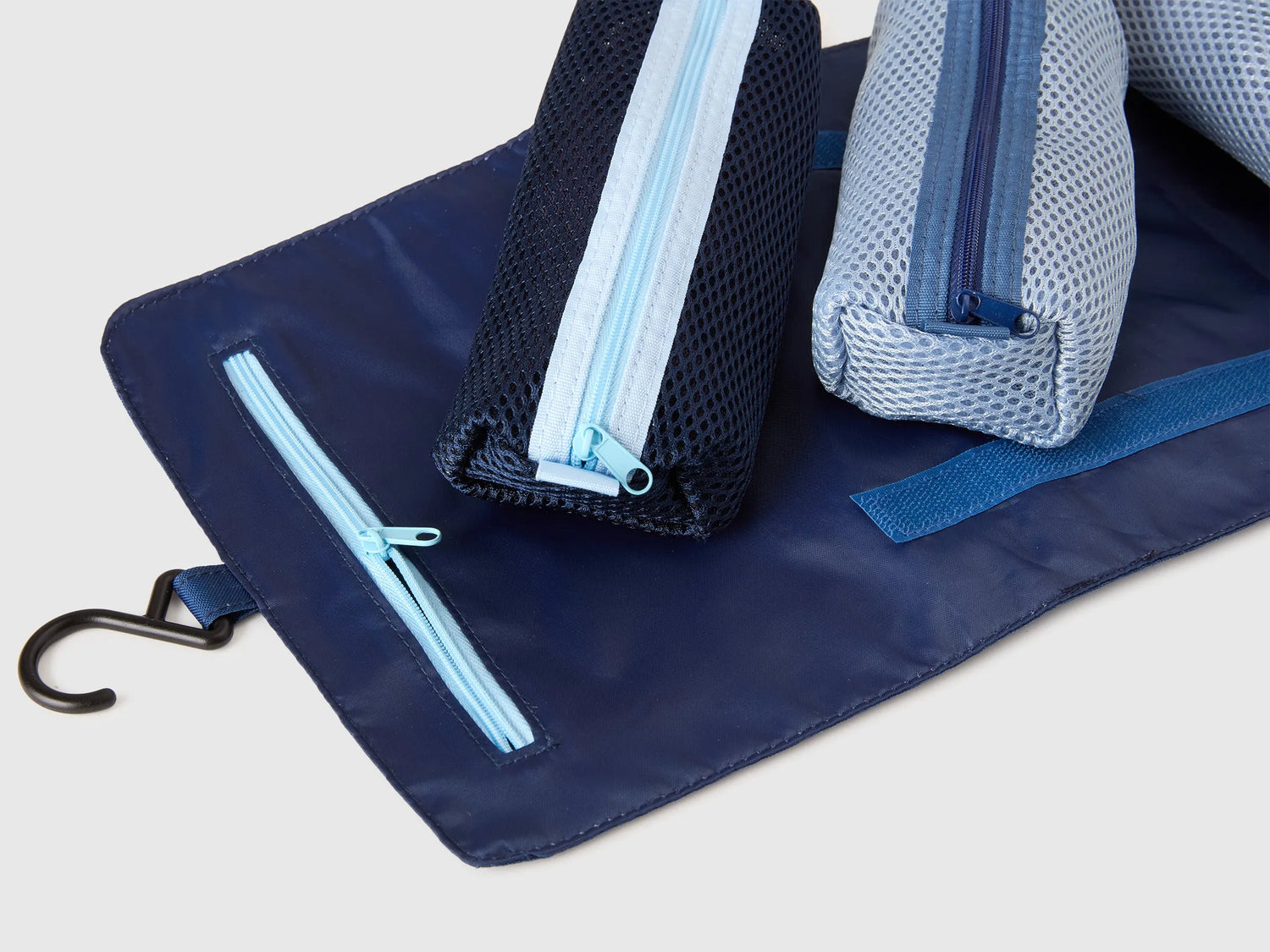 Benetton Blue Women Blue Travel Set SKU: 65KTV800L_903 Image 03
