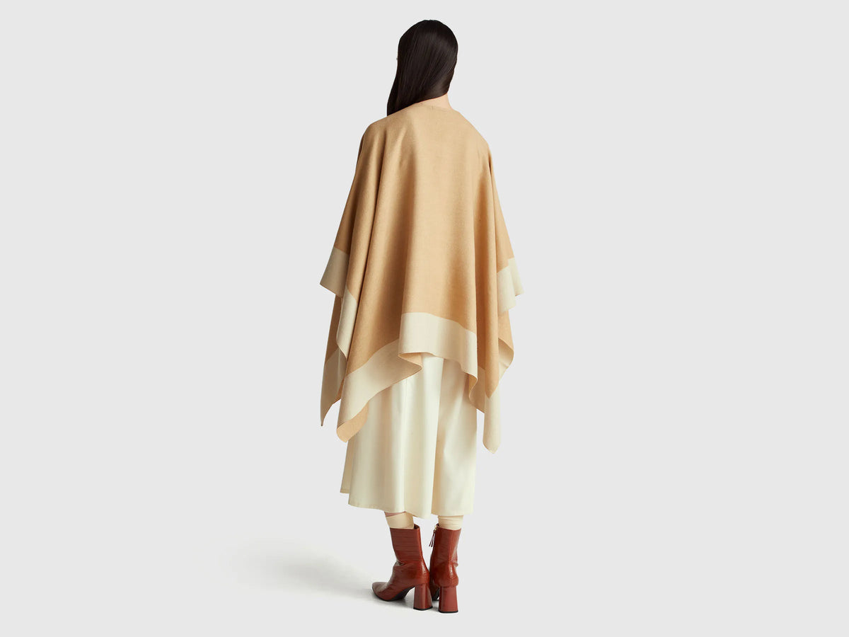 Benetton_Camel_Reversible Cape_67MDDU01W_193_02