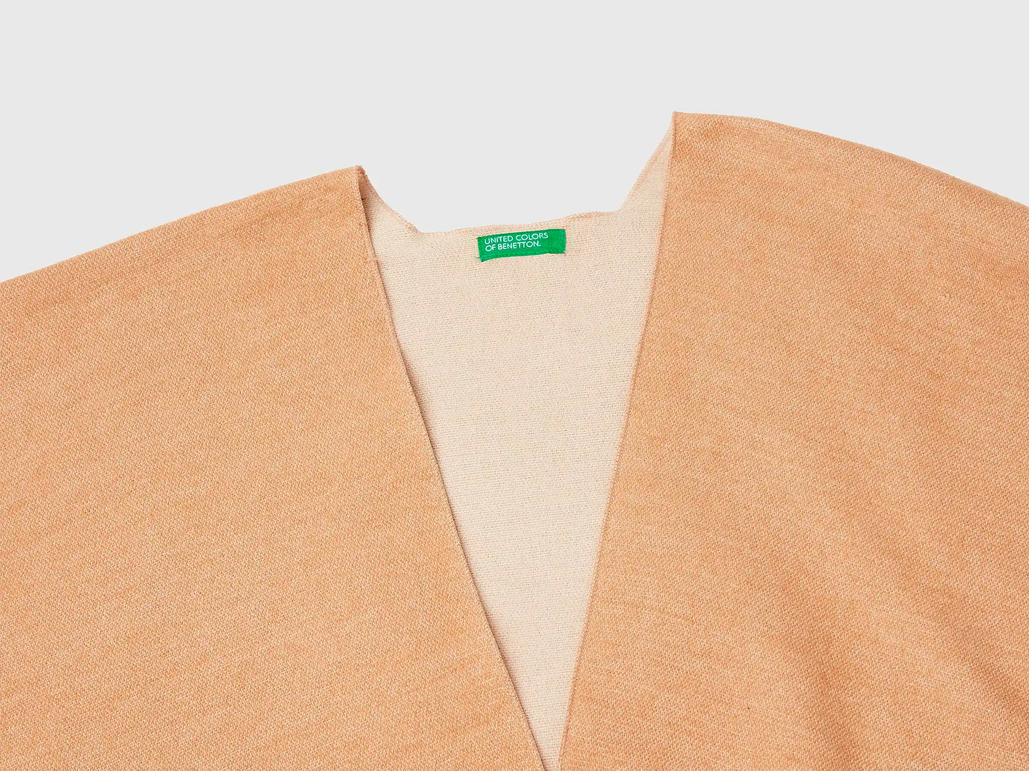 Benetton_Camel_Reversible Cape_67MDDU01W_193_03