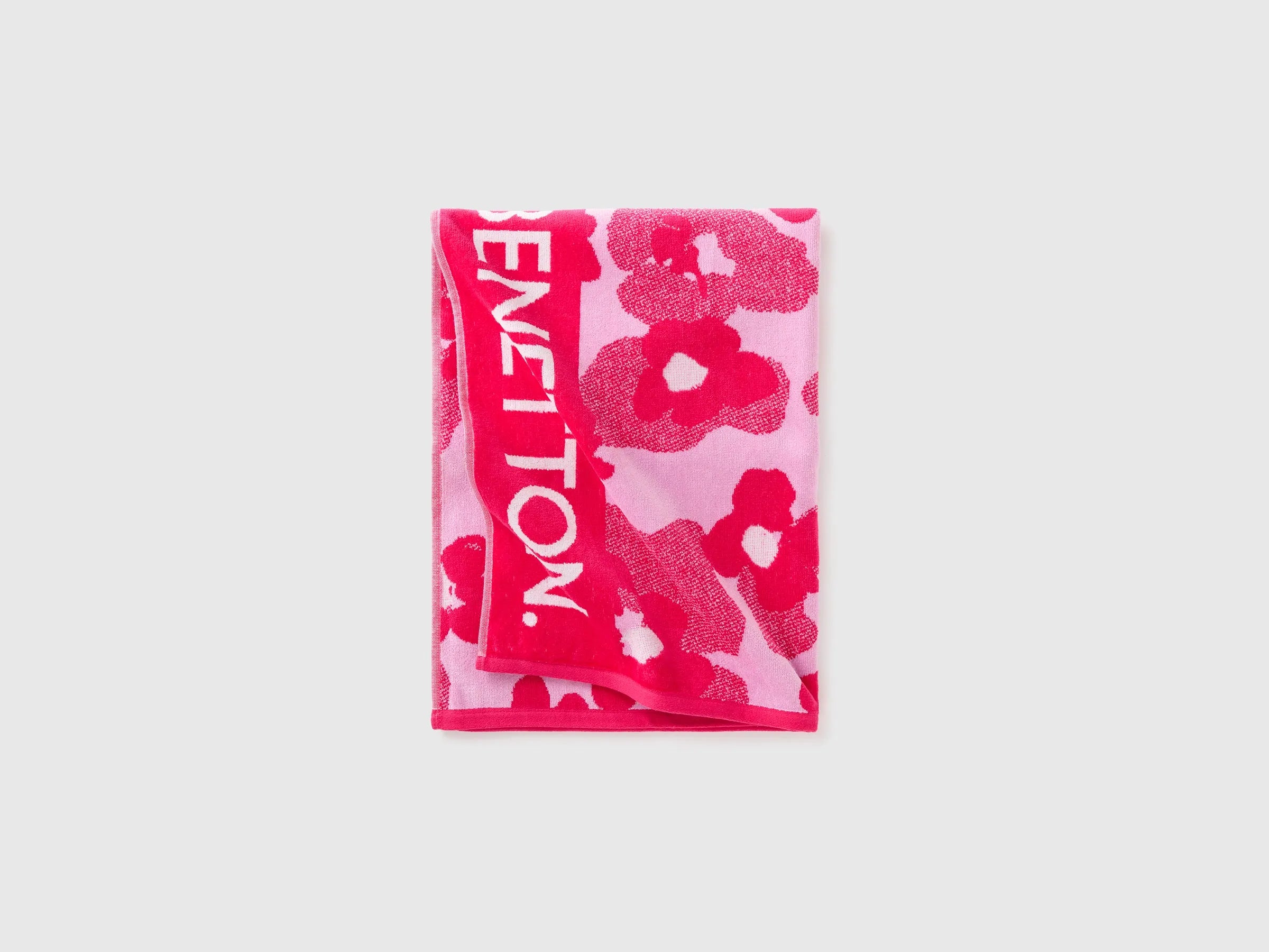 Benetton Fuchsia Boys Floral Beach Towel SKU: 68U1R8004_903 Image 03