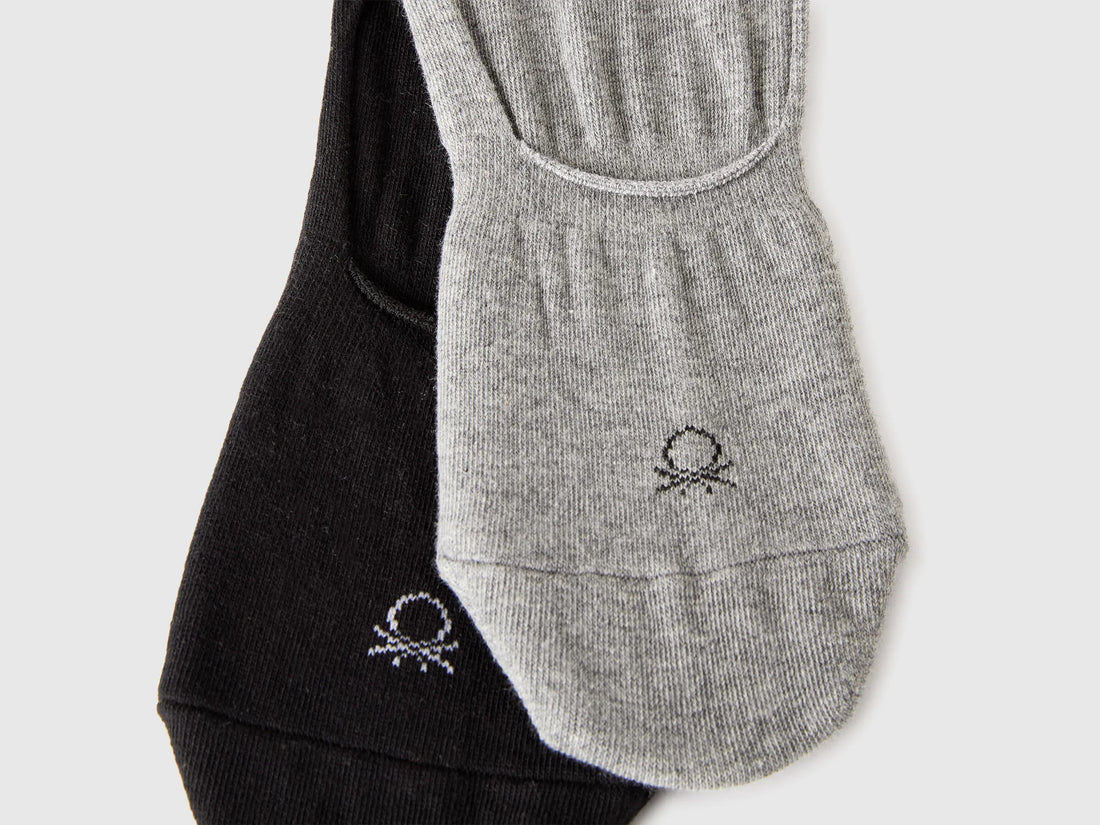 Benetton Black Men, Women Two Pairs of Ghosts SKU: 6AO6V7008_901 Image 02