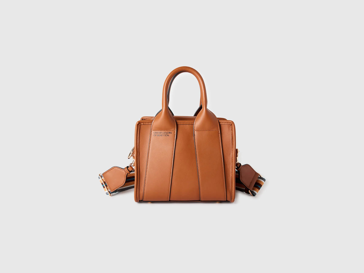 Benetton Camel Women Medium Tote Bag SKU: 6E9LVY012_2N2 Image 01