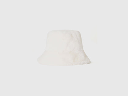 Hat in Faux Fur_6G6LDA00Z_074_02