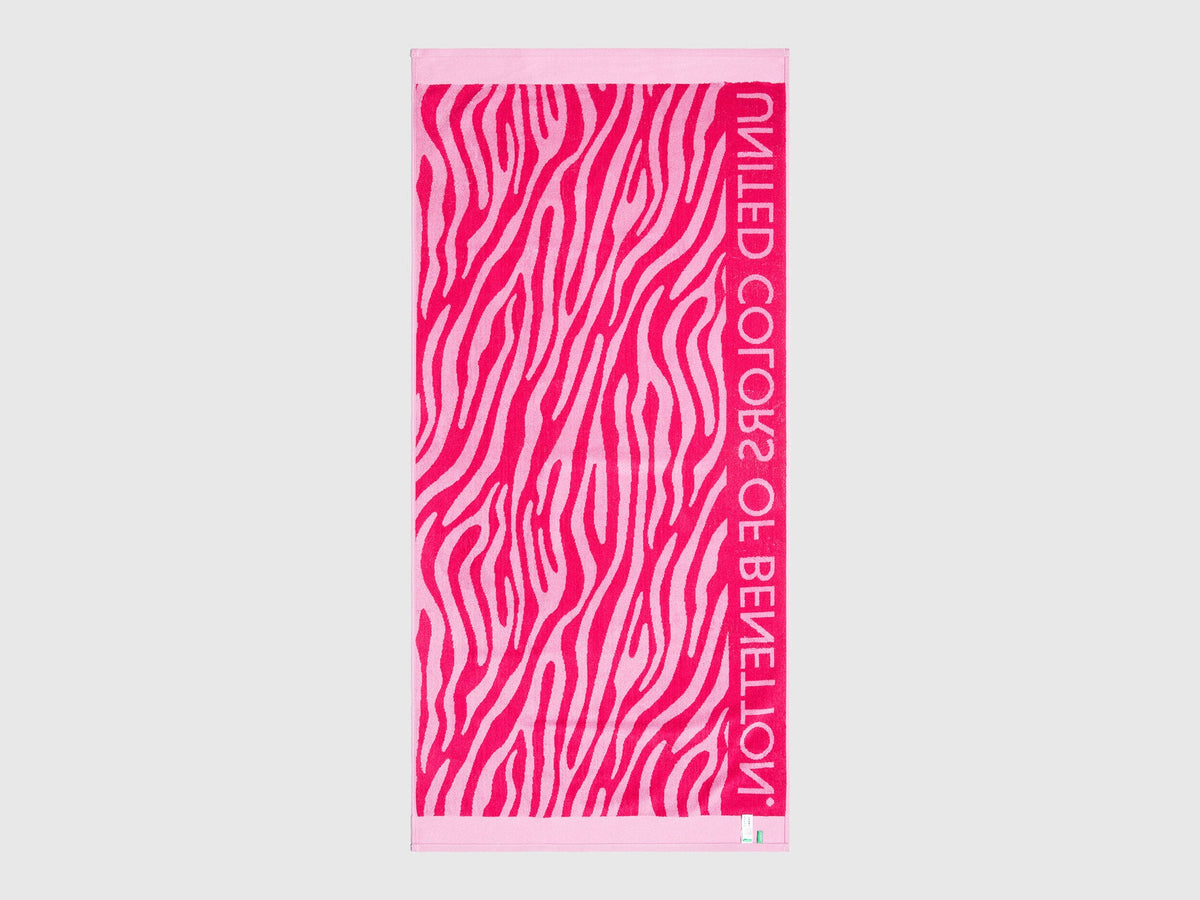 Benetton_Animal Print Beach Towel_6H0Q0800Q_901_02