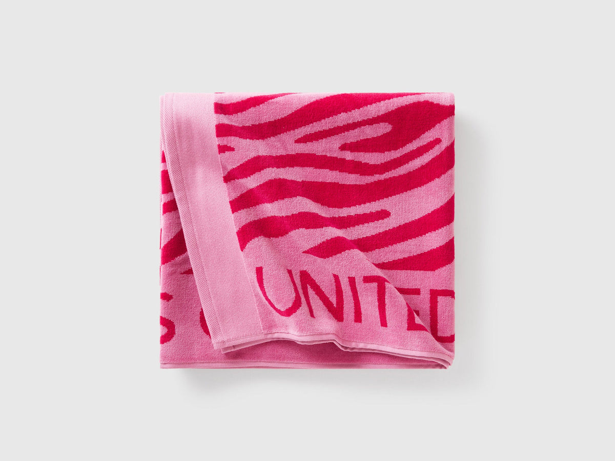 Benetton_Animal Print Beach Towel_6H0Q0800Q_901_03