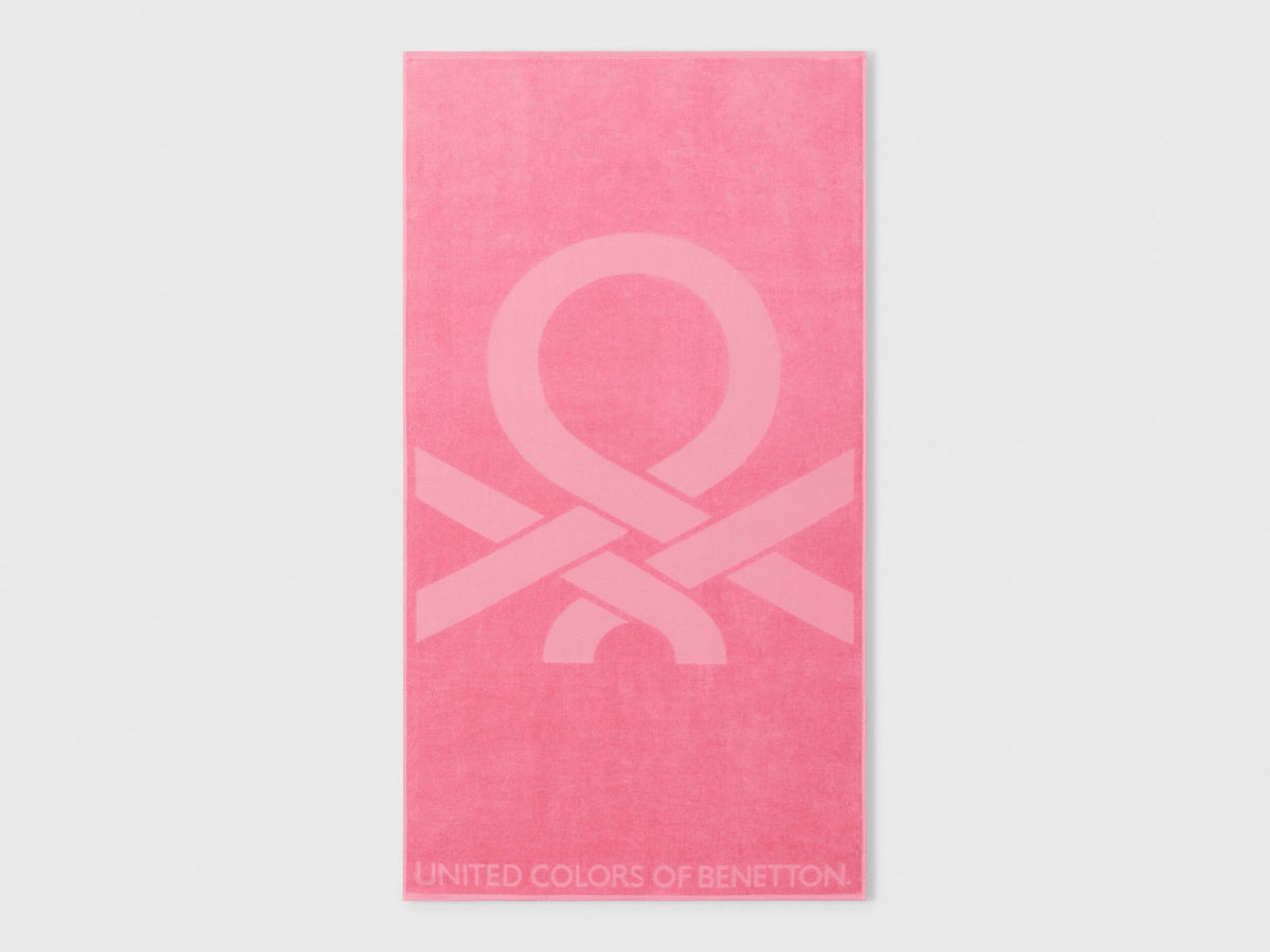 Benetton_Beach Towel_6H832801A_2B4_01