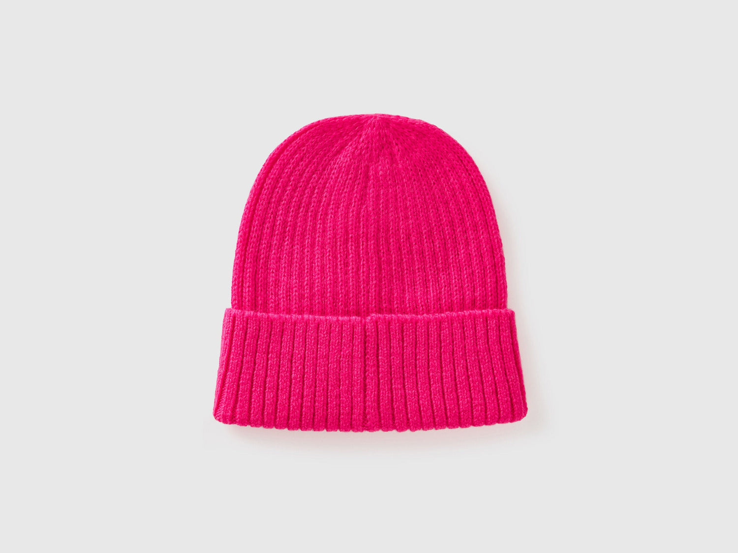 Neon Pink Beanie with Embroidery_6LOWCA02J_40F_02