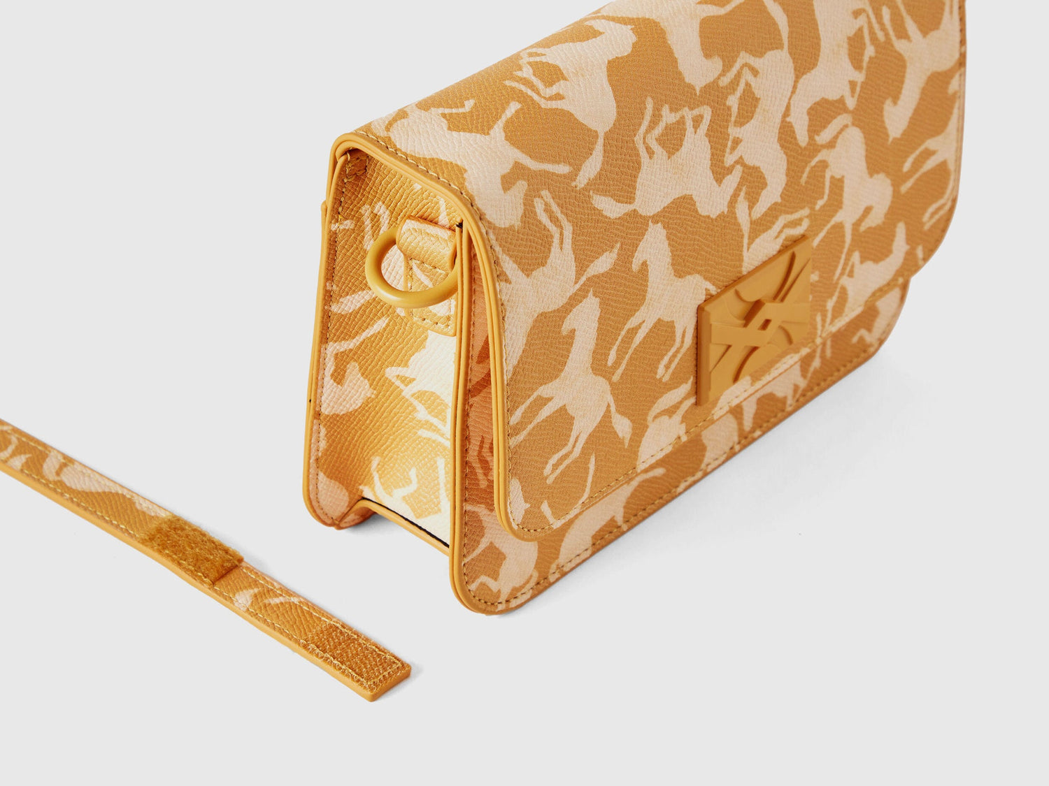 Mustard Yellow Be Bag With Horse Print_6Z9DCY017_63B_03