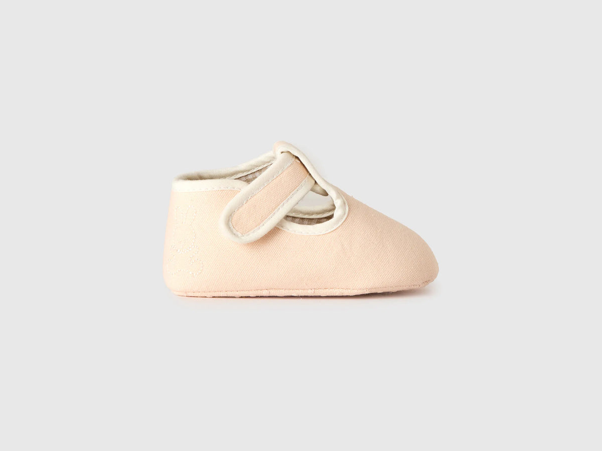 Benetton Pink Girls First Steps Shoes SKU: 8W59RD001_35P Image 01