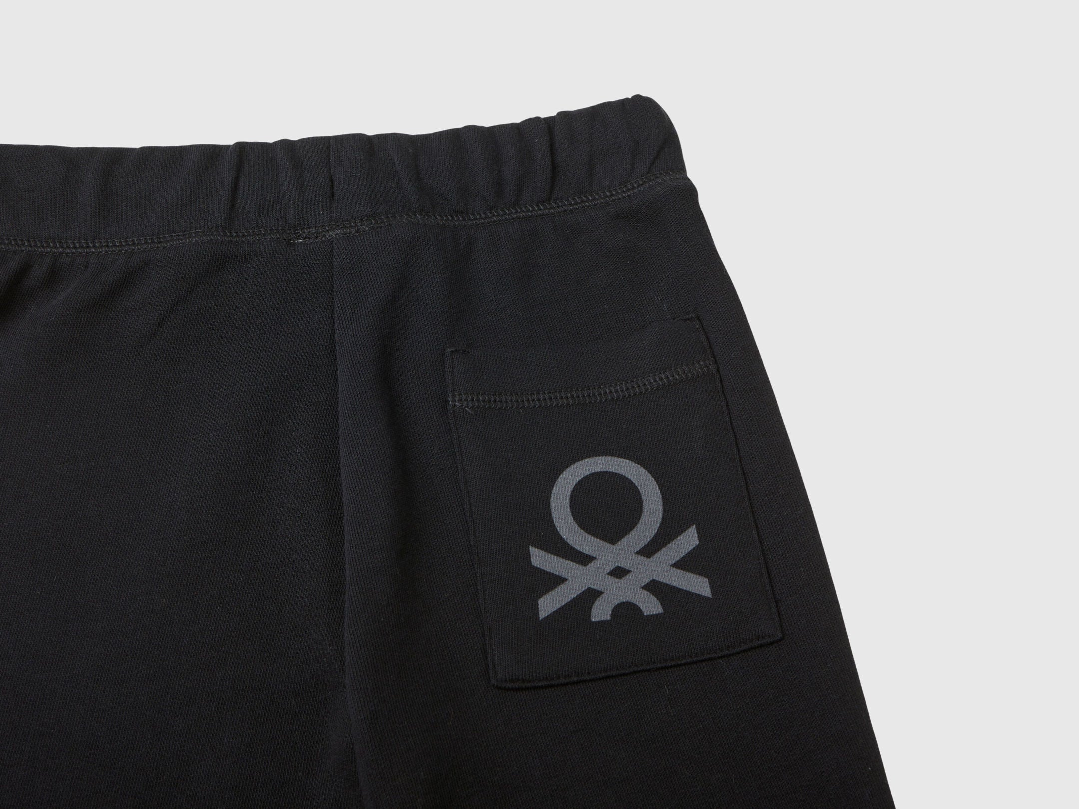 Benetton_Black_Pure Cotton Tracksuit with Zipper_C501B-CF058S_100_07